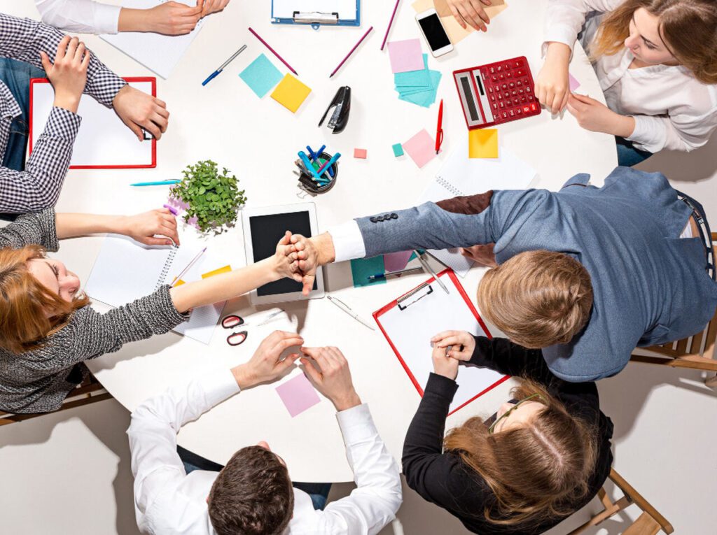 Próżniactwo społeczne - czym jest social loafing?