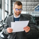 Jak skutecznie uzyskać odszkodowanie po wypadku samochodowym i nie dać się zaskoczyć?