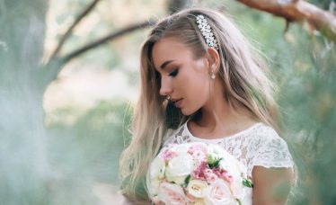 Jak wybrać idealne kolczyki ślubne, które podkreślą twój wyjątkowy styl?