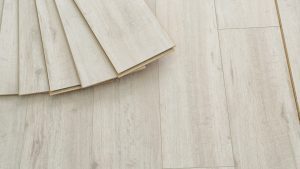 Podkład pod panele – niezbędna warstwa, która robi różnicę