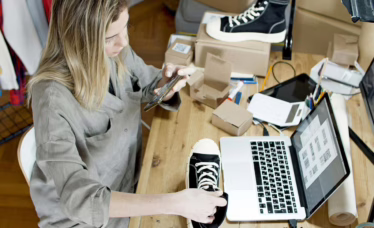 Koniec z chaosem w e-commerce: Jak SellIntegro centralizuje zarządzanie Twoim biznesem online?