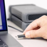 Sekrety mobilnych nośników: jak uniknąć katastrofy i odzyskać utracone dane z kart SD i pamięci USB