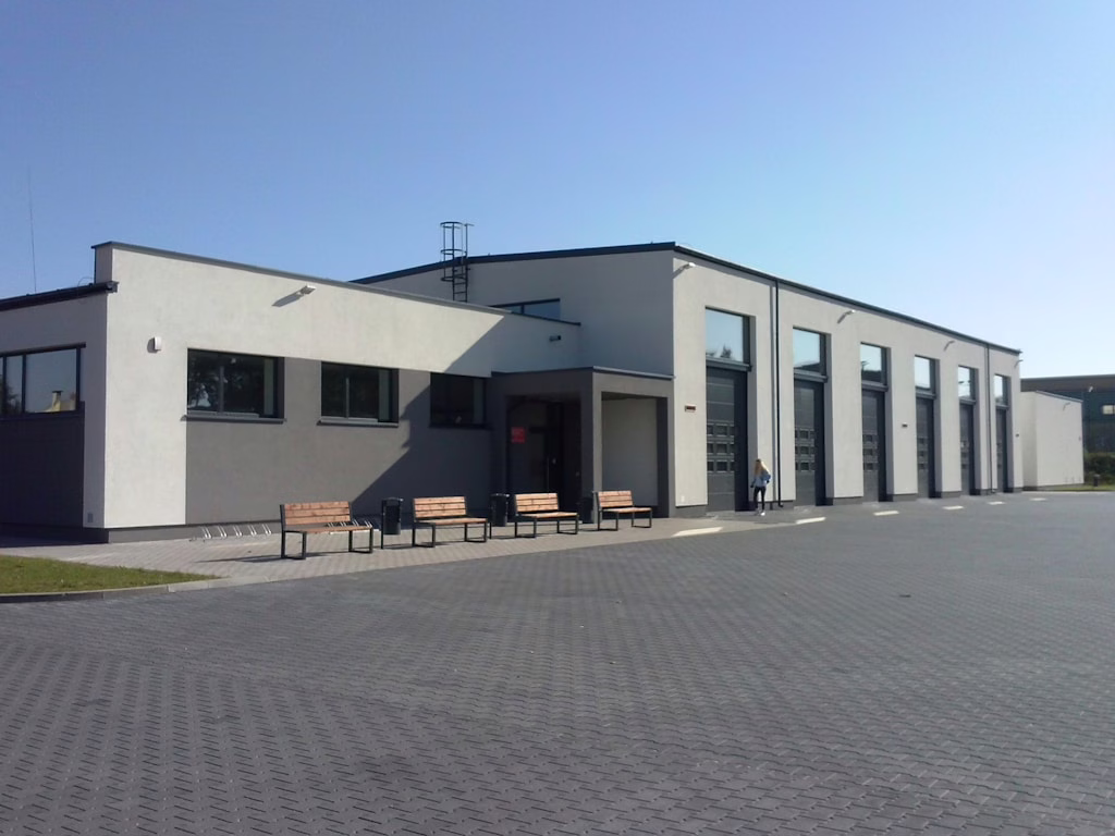 Powierzchnie magazynowe – kluczowy element w logistyce i zarządzaniu przestrzenią