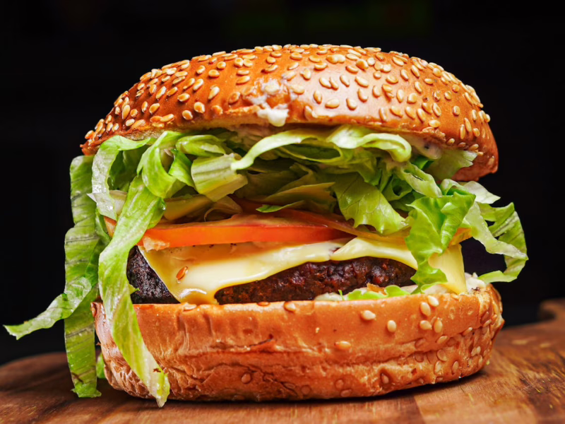 Jak przyrządzić wegańskiego burgera?