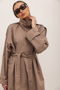 Trencze damskie – must-have w kobiecej garderobie