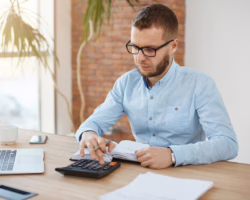 Kalkulator frankowy – szybka analiza Twojej umowy i wysokości