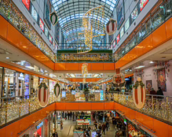 Sezonowe kampanie reklamowe – jak przygotować sklep na święta?