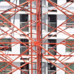 Rusztowania teleskopowe - jak działają i gdzie sprawdzają się najlepiej?