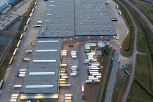 Jakie wymagania muszą spełniać magazyny dla branży automotive?
