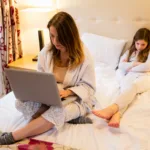 Tanie noclegi dla firm i pracowników – jak znaleźć komfortowy hotel pracowniczy w dobrej cenie koło Poznania?