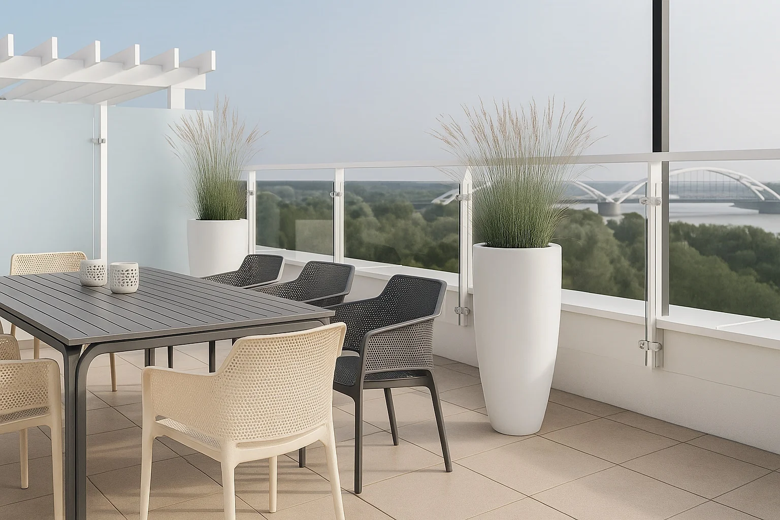 Donice na balkon – pomysły do małych przestrzeni